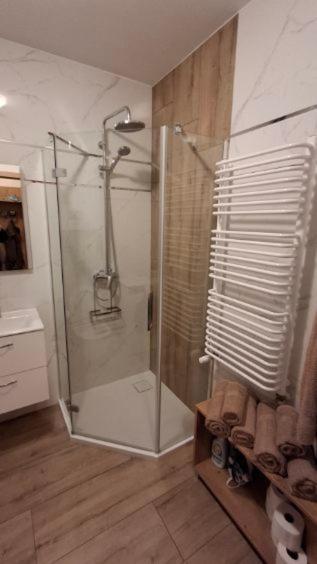 Apartament Amsterdam, 4 Os, Sauna, Sala Fitness 斯克拉斯卡波伦巴 外观 照片